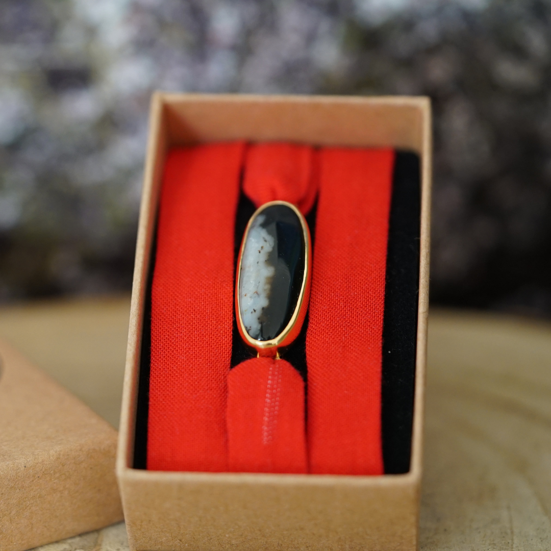 Maria Ágata Negra — Pulseira Ajustável com Pedra Natural